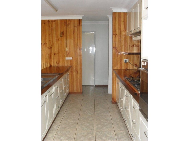 4 Cagney Way, Lesmurdie WA 6076