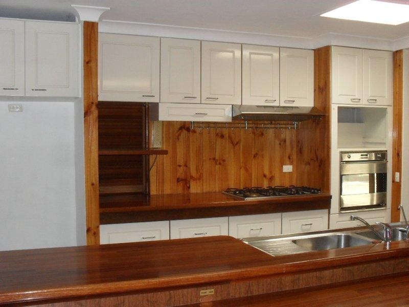 4 Cagney Way, Lesmurdie WA 6076