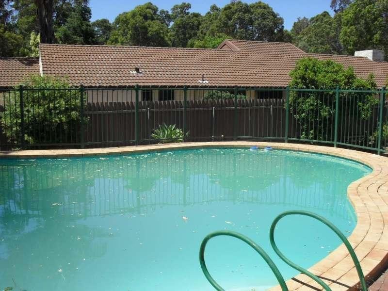 4 Cagney Way, Lesmurdie WA 6076