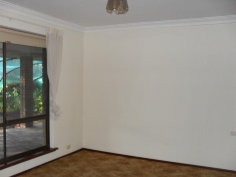 4 Boonooloo Court, Kalamunda WA 6076