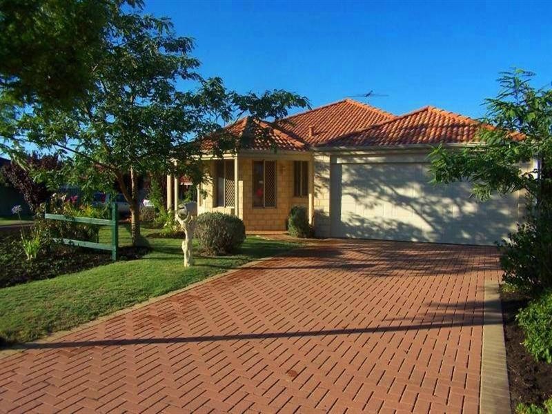 100 Dongara Circle, Jane Brook WA 6056