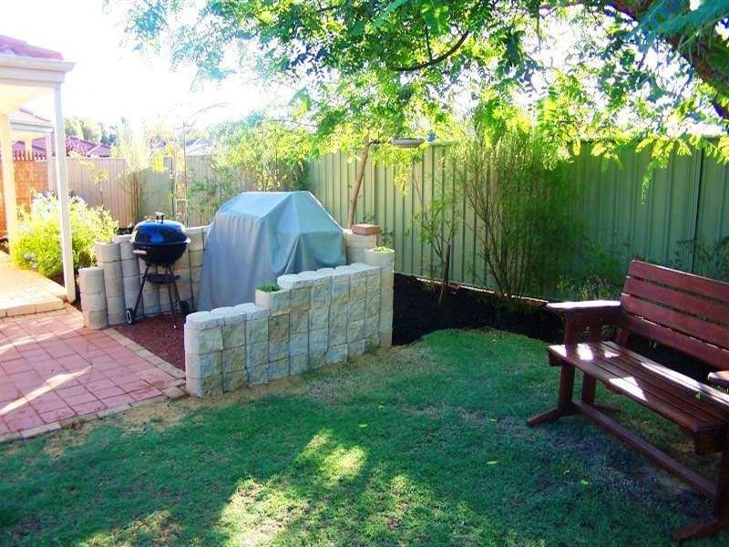 100 Dongara Circle, Jane Brook WA 6056