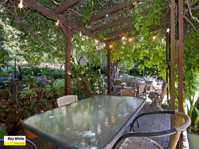 14 Watsonia Road, Gooseberry Hill WA 6076