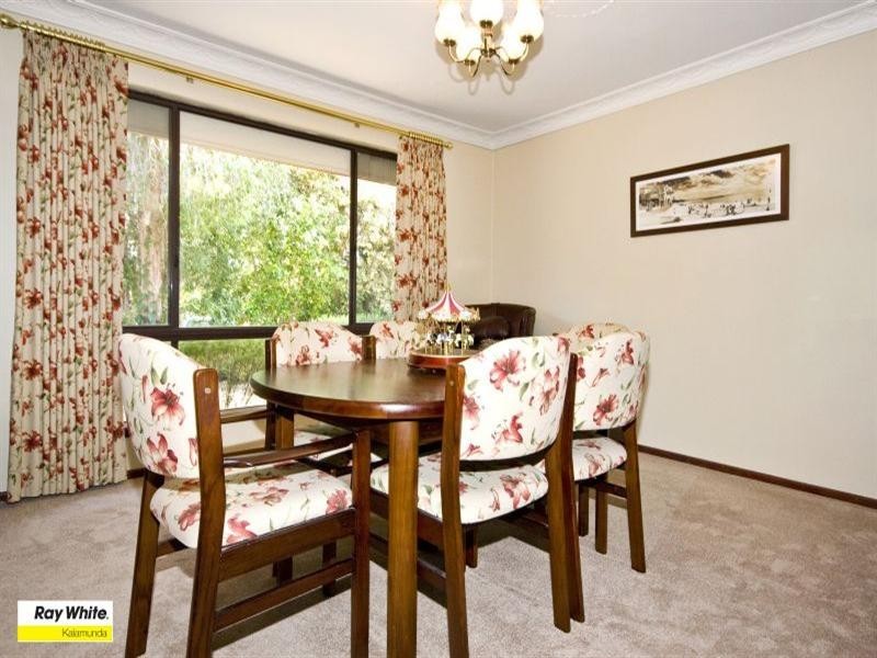 10 Ind Street, Lesmurdie WA 6076