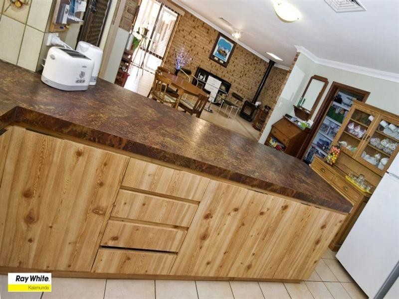 10 Ind Street, Lesmurdie WA 6076