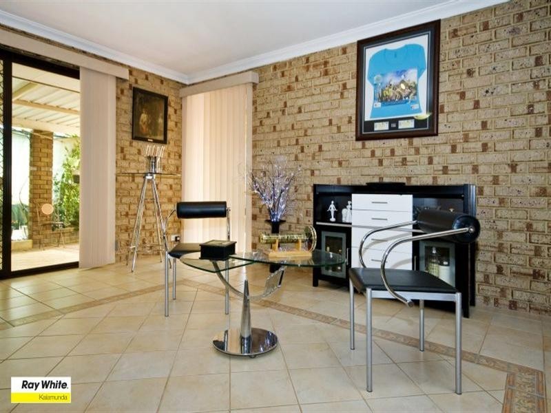 10 Ind Street, Lesmurdie WA 6076