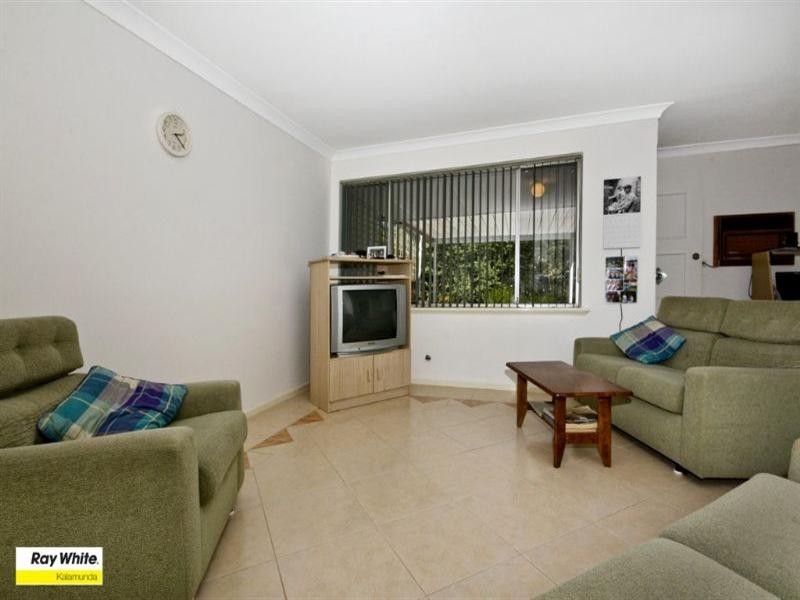 2/52 Williams Street, Kalamunda WA 6076