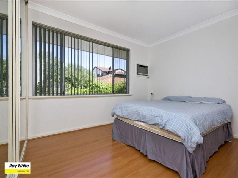 2/52 Williams Street, Kalamunda WA 6076
