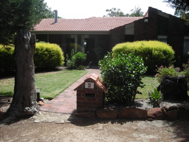 2 Catherine Place, Lesmurdie WA 6076
