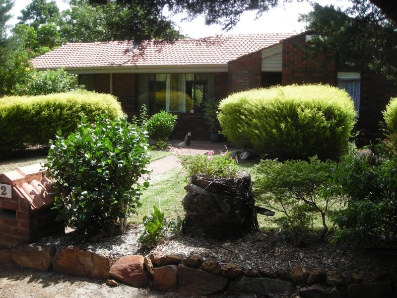 2 Catherine Place, Lesmurdie WA 6076