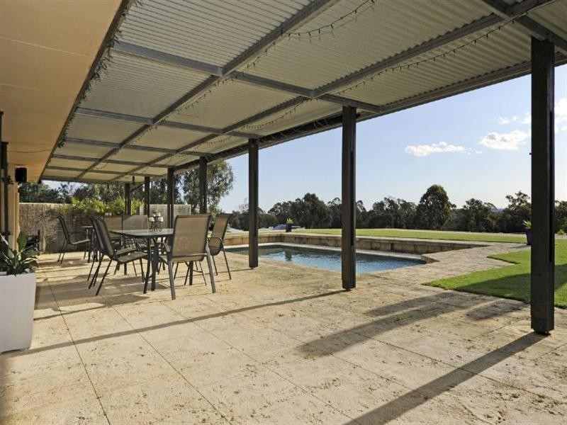 28A CANTER Court, Orange Grove WA 6109