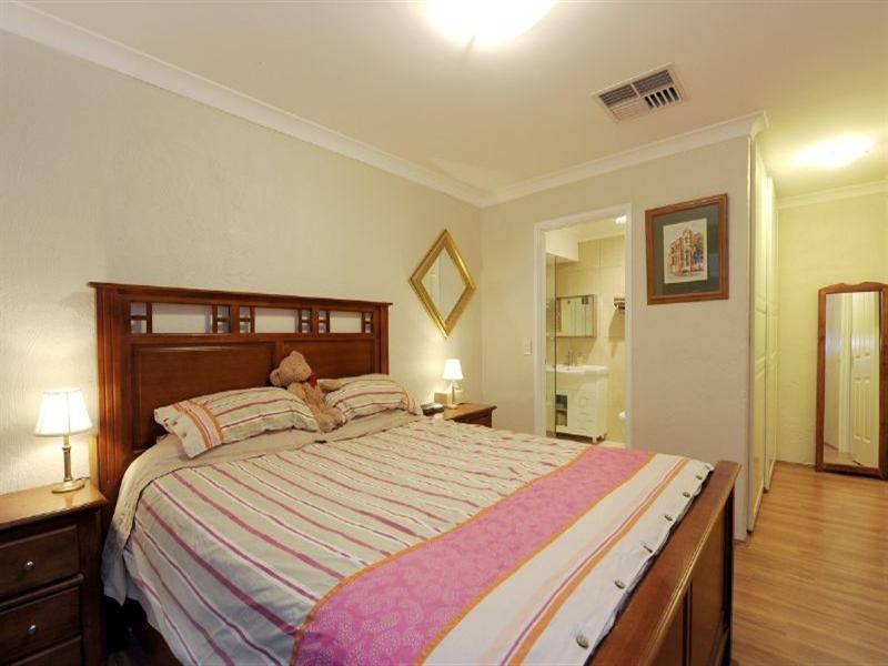 28A CANTER Court, Orange Grove WA 6109