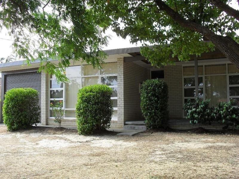 4 McNess Road, Kalamunda WA 6076