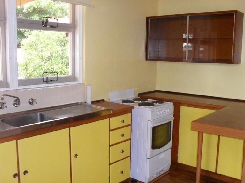 4 McNess Road, Kalamunda WA 6076