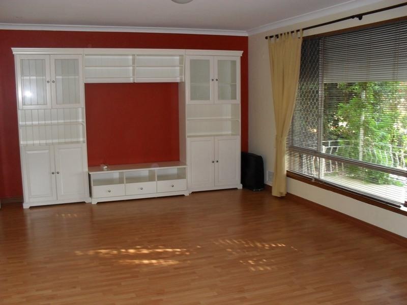 31 Gloucester Road, Kalamunda WA 6076