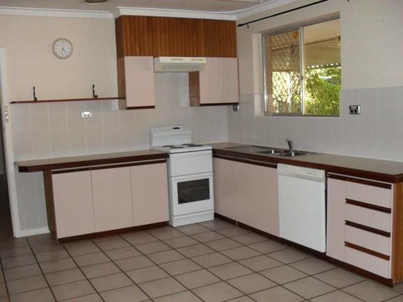 31 Gloucester Road, Kalamunda WA 6076