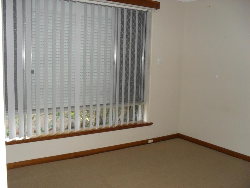 31 Gloucester Road, Kalamunda WA 6076