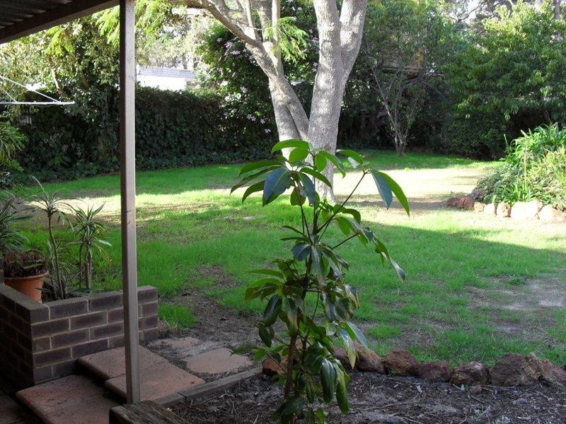 31 Gloucester Road, Kalamunda WA 6076