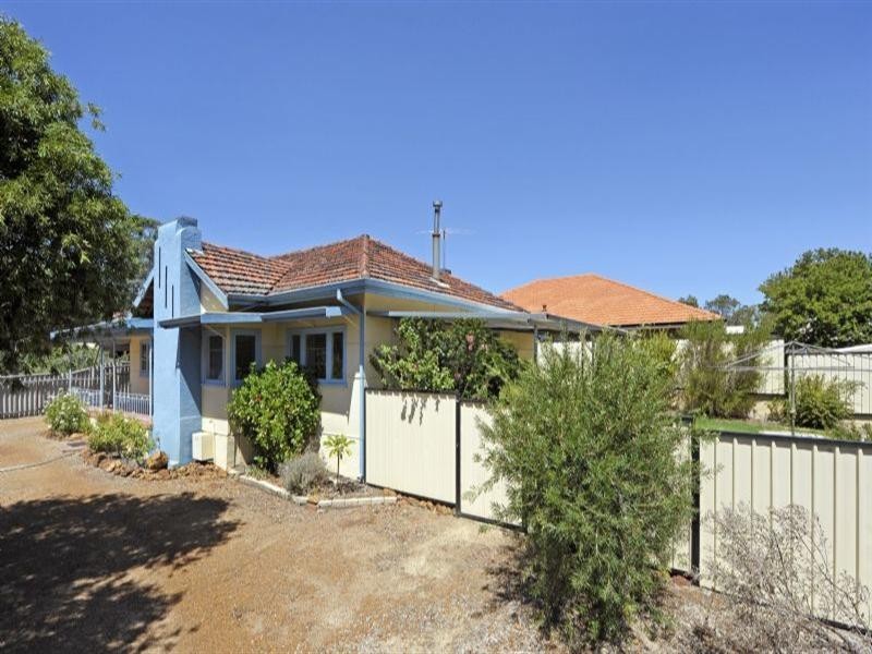 37 Cotherstone Road, Kalamunda WA 6076