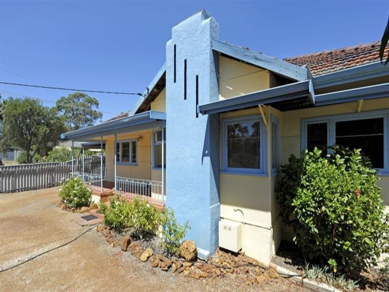 37 Cotherstone Road, Kalamunda WA 6076