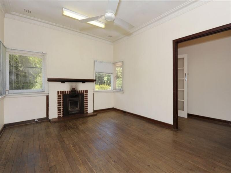 37 Cotherstone Road, Kalamunda WA 6076