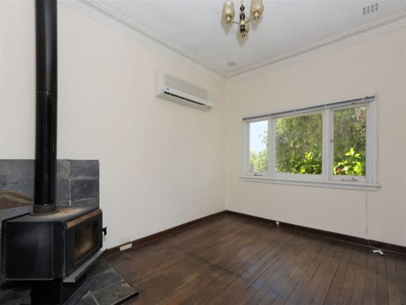 37 Cotherstone Road, Kalamunda WA 6076