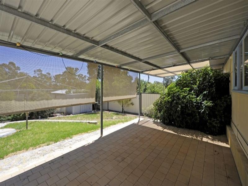 37 Cotherstone Road, Kalamunda WA 6076