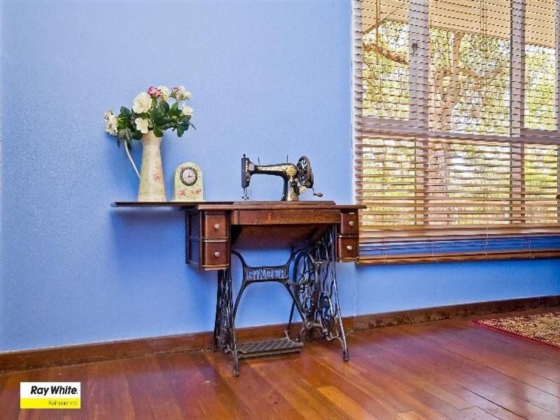 21 Hummerston Road, Kalamunda WA 6076