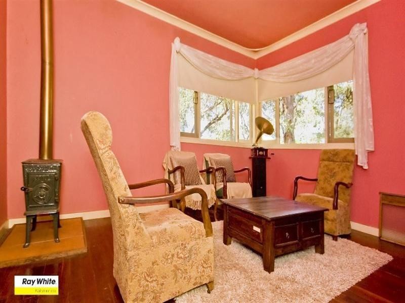 21 Hummerston Road, Kalamunda WA 6076