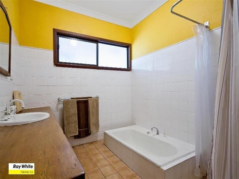 21 Hummerston Road, Kalamunda WA 6076