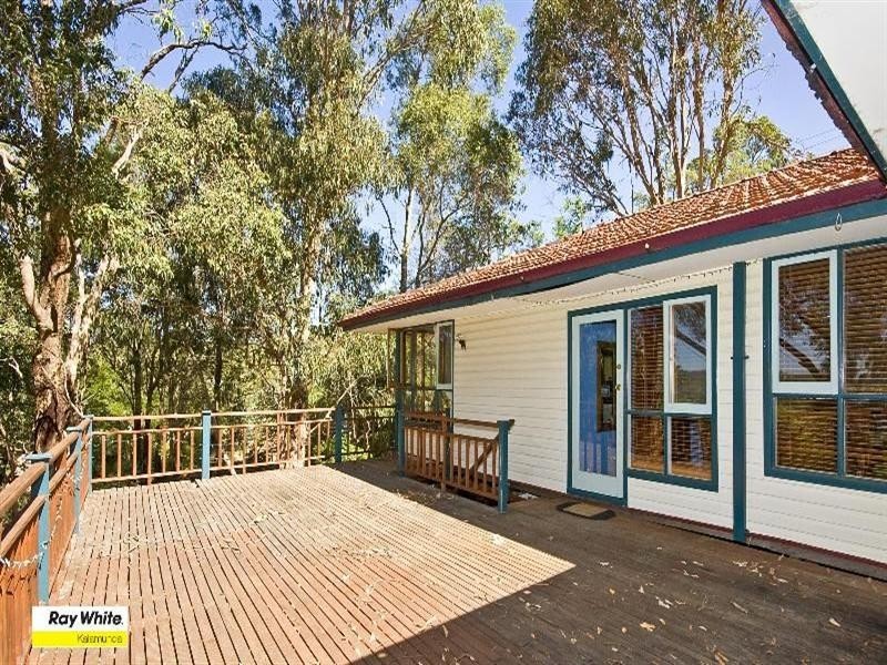 21 Hummerston Road, Kalamunda WA 6076