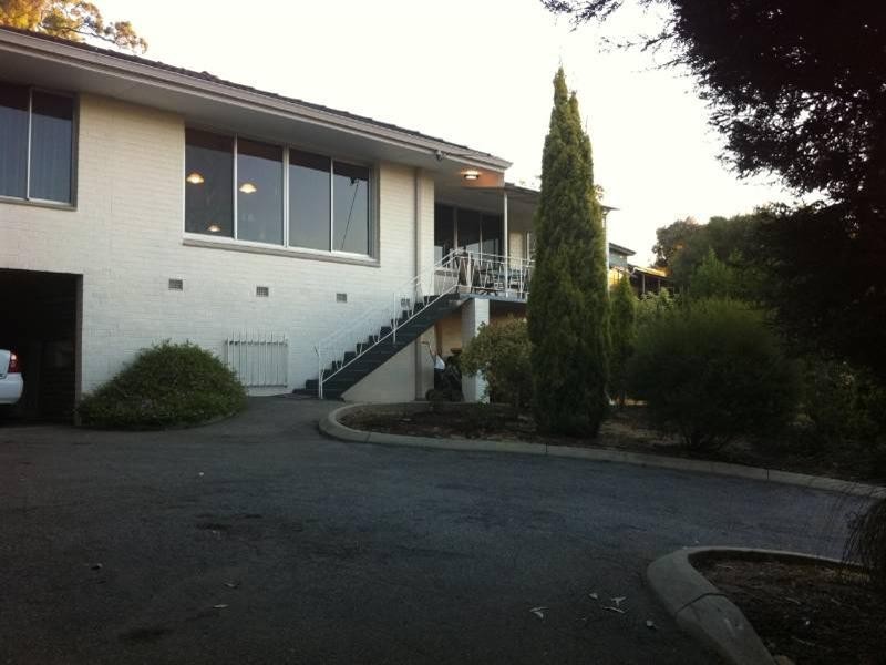 55 Kalamunda Road, Kalamunda WA 6076