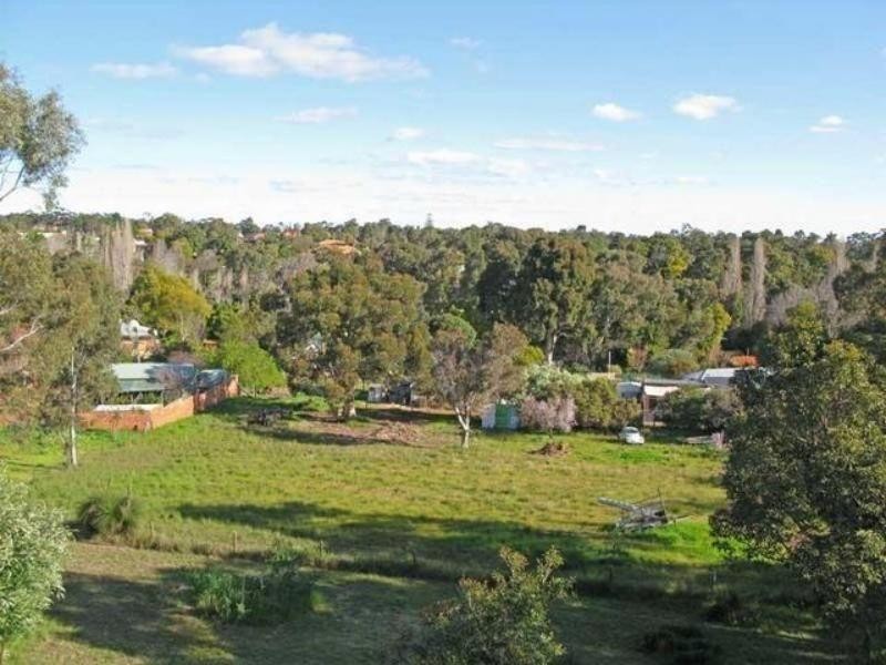 91 Railway Road, Kalamunda WA 6076