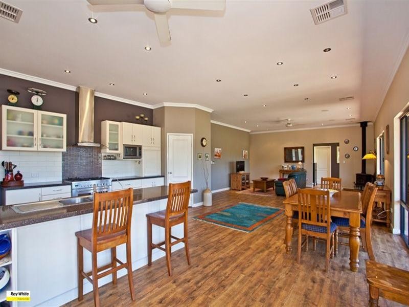 44 Carmel Road, Carmel WA 6076