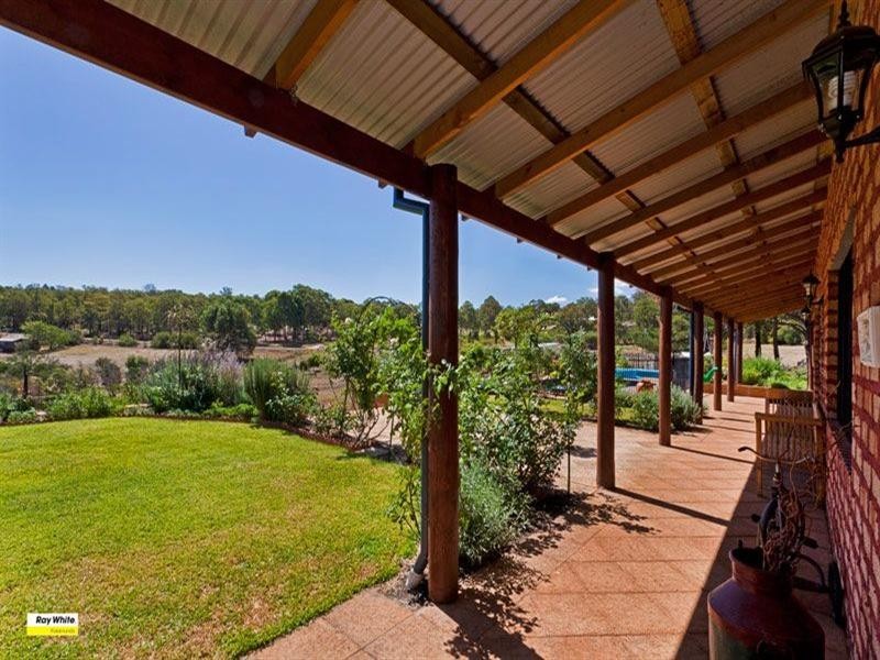 44 Carmel Road, Carmel WA 6076