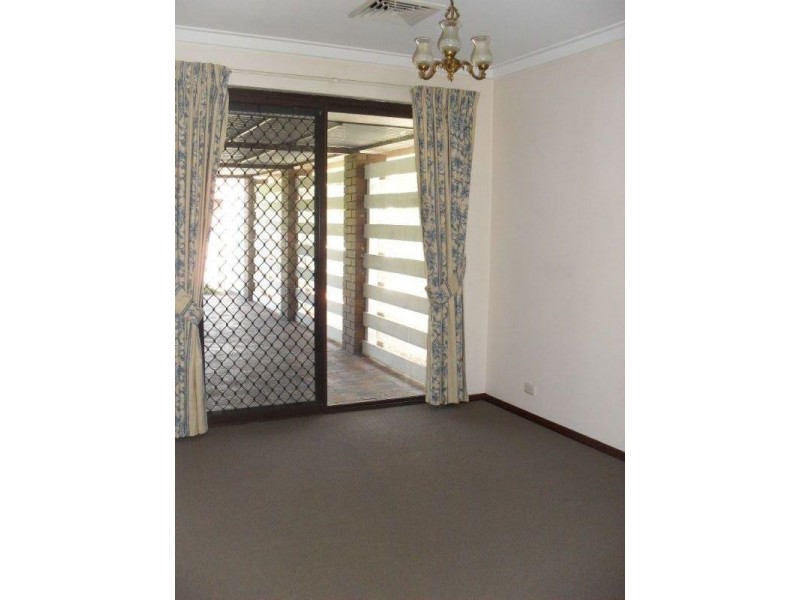 6 Mileti Road, Lesmurdie WA 6076