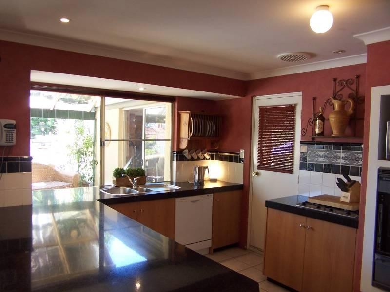 15 Burns Road, Kalamunda WA 6076