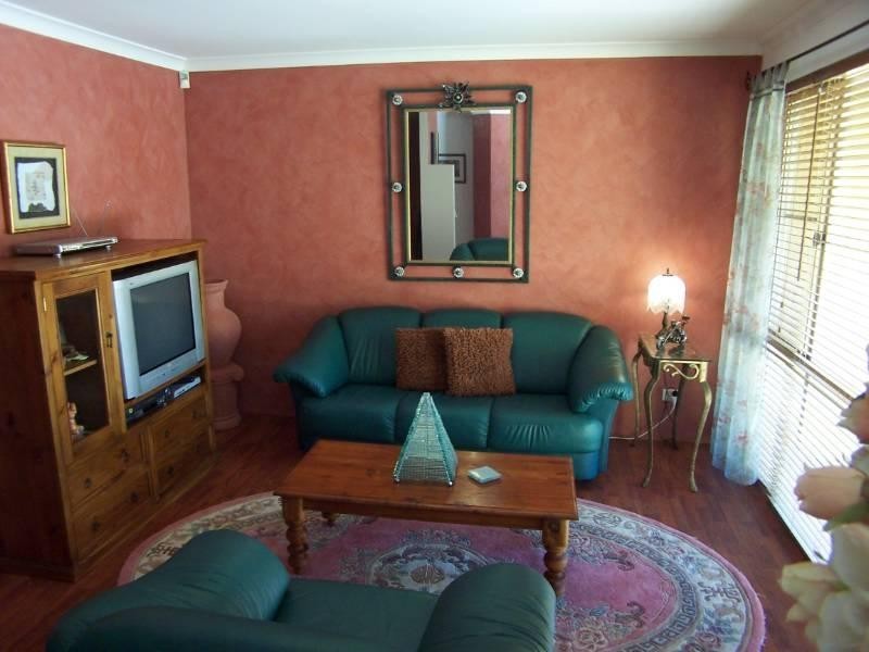 15 Burns Road, Kalamunda WA 6076