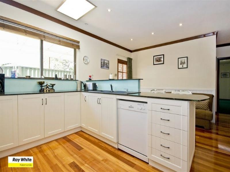 62 Chislehurst Road, Lesmurdie WA 6076