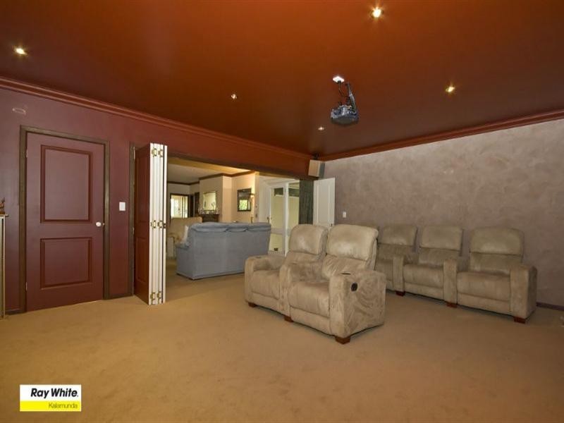 62 Chislehurst Road, Lesmurdie WA 6076