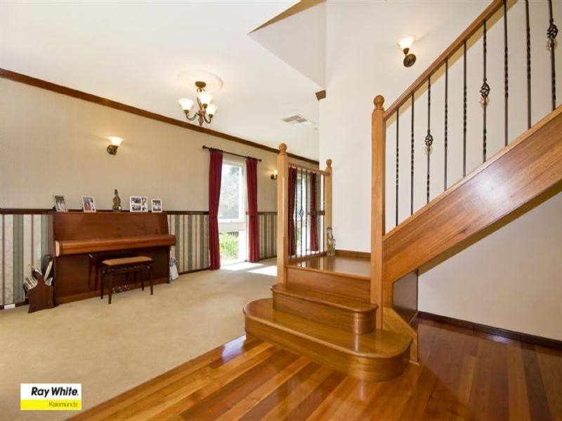 62 Chislehurst Road, Lesmurdie WA 6076