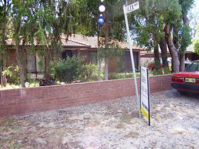 22 Ilex Way, Forrestfield WA 6058