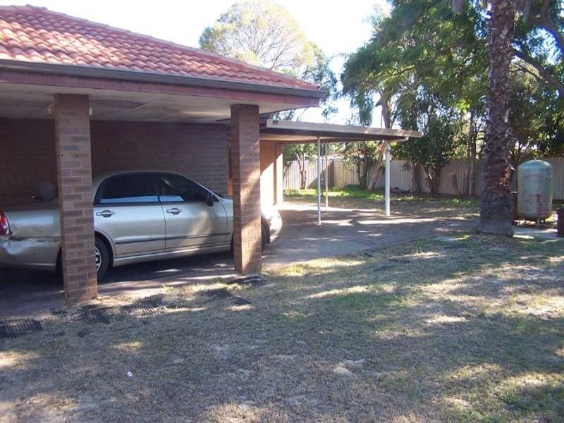 22 Ilex Way, Forrestfield WA 6058