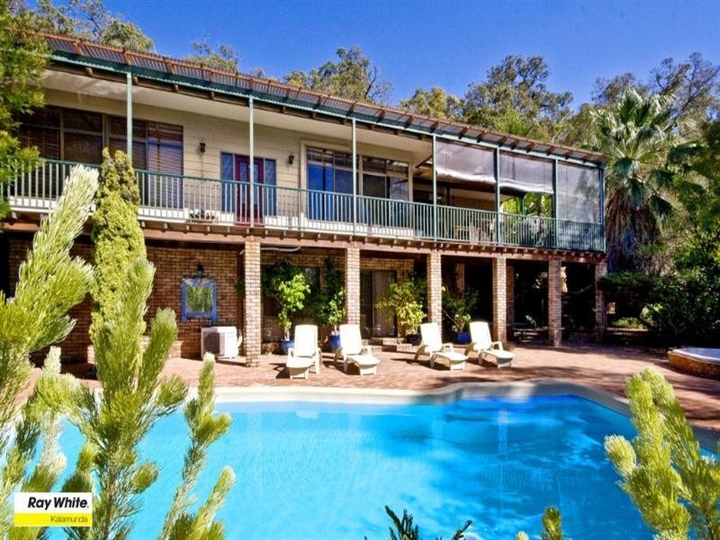 15 Crocus Road, Kalamunda WA 6076