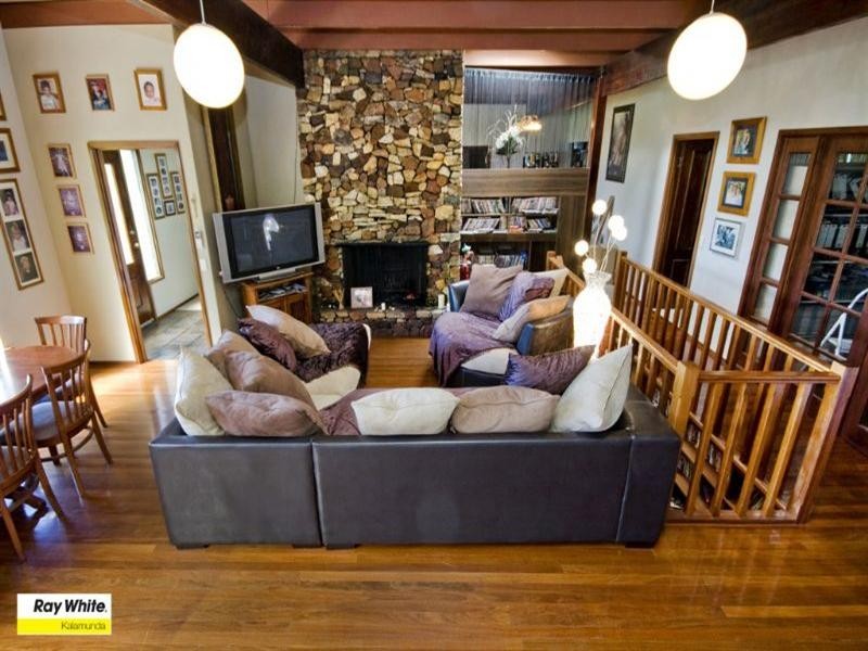 15 Crocus Road, Kalamunda WA 6076