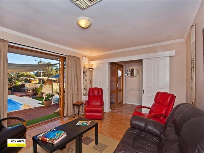 78 Temby Avenue, Kalamunda WA 6076