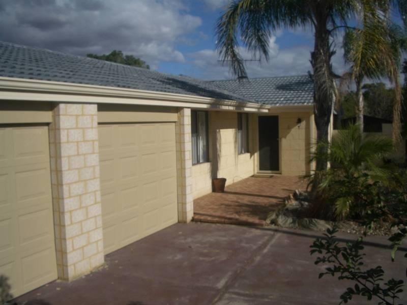 14 Vinca Way, Forrestfield WA 6058