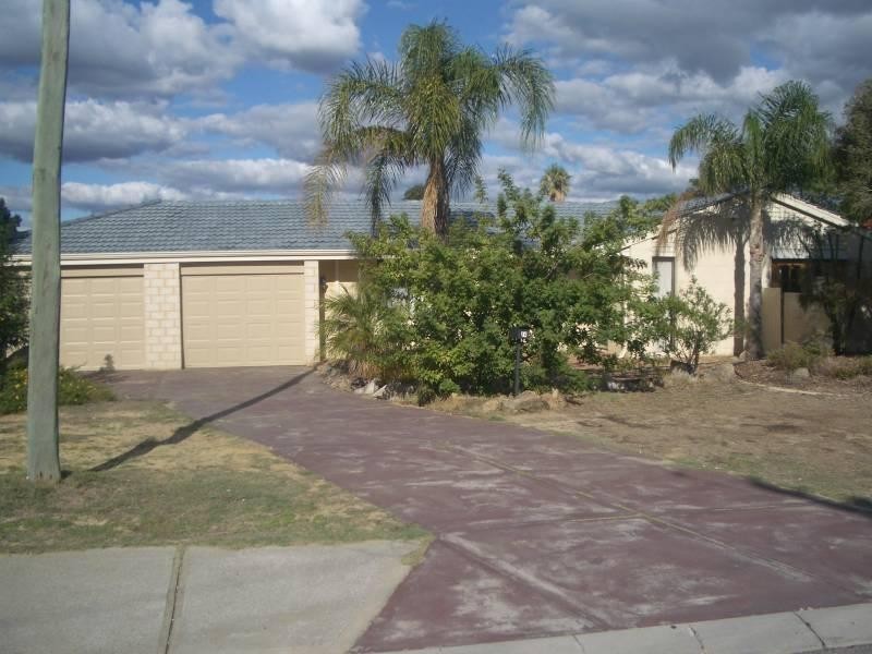 14 Vinca Way, Forrestfield WA 6058