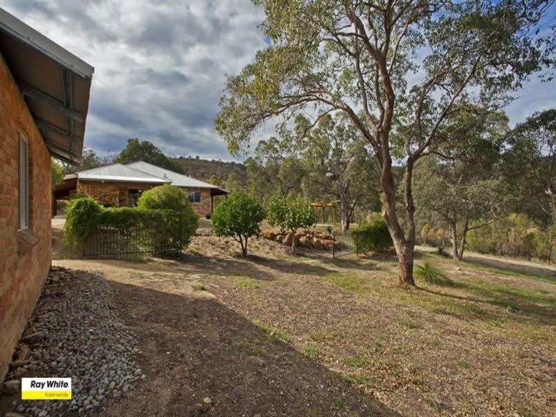 115 John Farrant Drive, Gooseberry Hill WA 6076