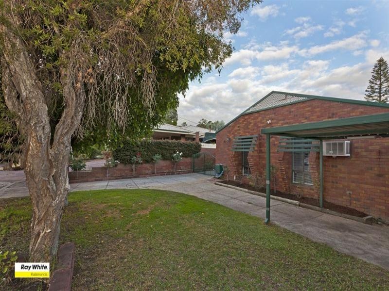 18 Karu Road, Kalamunda WA 6076